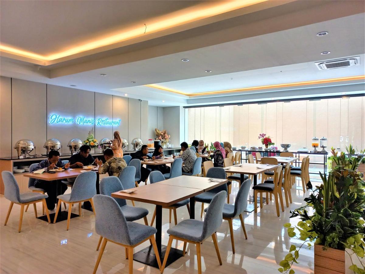 Front One King Hotel Tuban Tuban (Java) Exterior foto