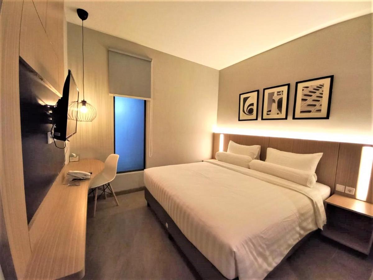Front One King Hotel Tuban Tuban (Java) Exterior foto
