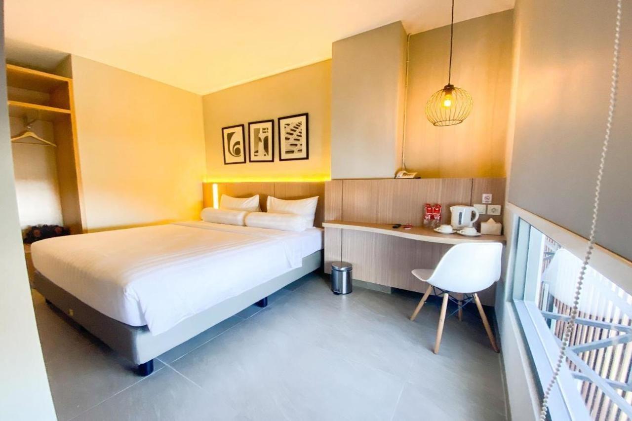 Front One King Hotel Tuban Tuban (Java) Exterior foto